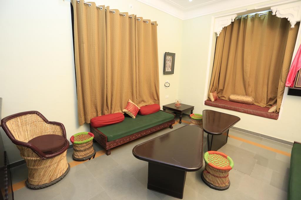 Sai Palace Hotel Udaipur Esterno foto
