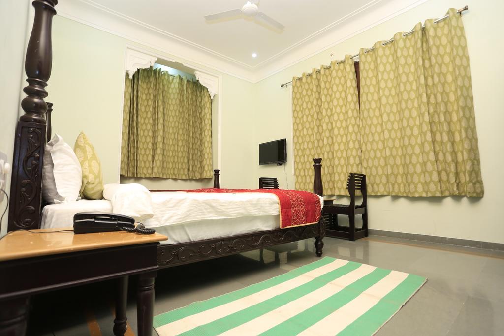 Sai Palace Hotel Udaipur Esterno foto