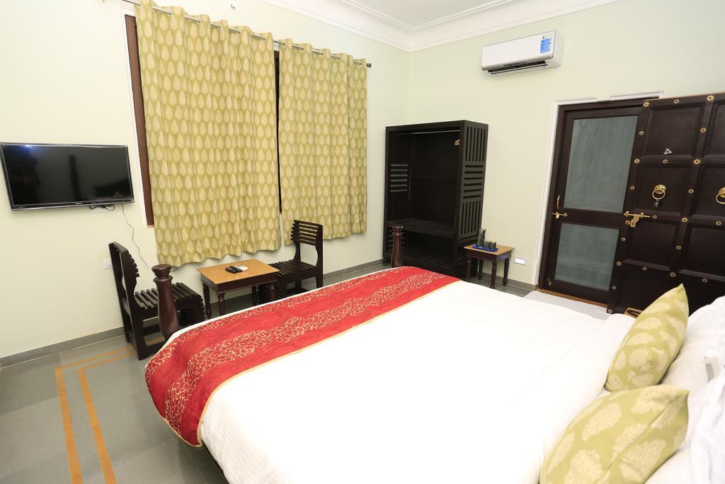Sai Palace Hotel Udaipur Esterno foto