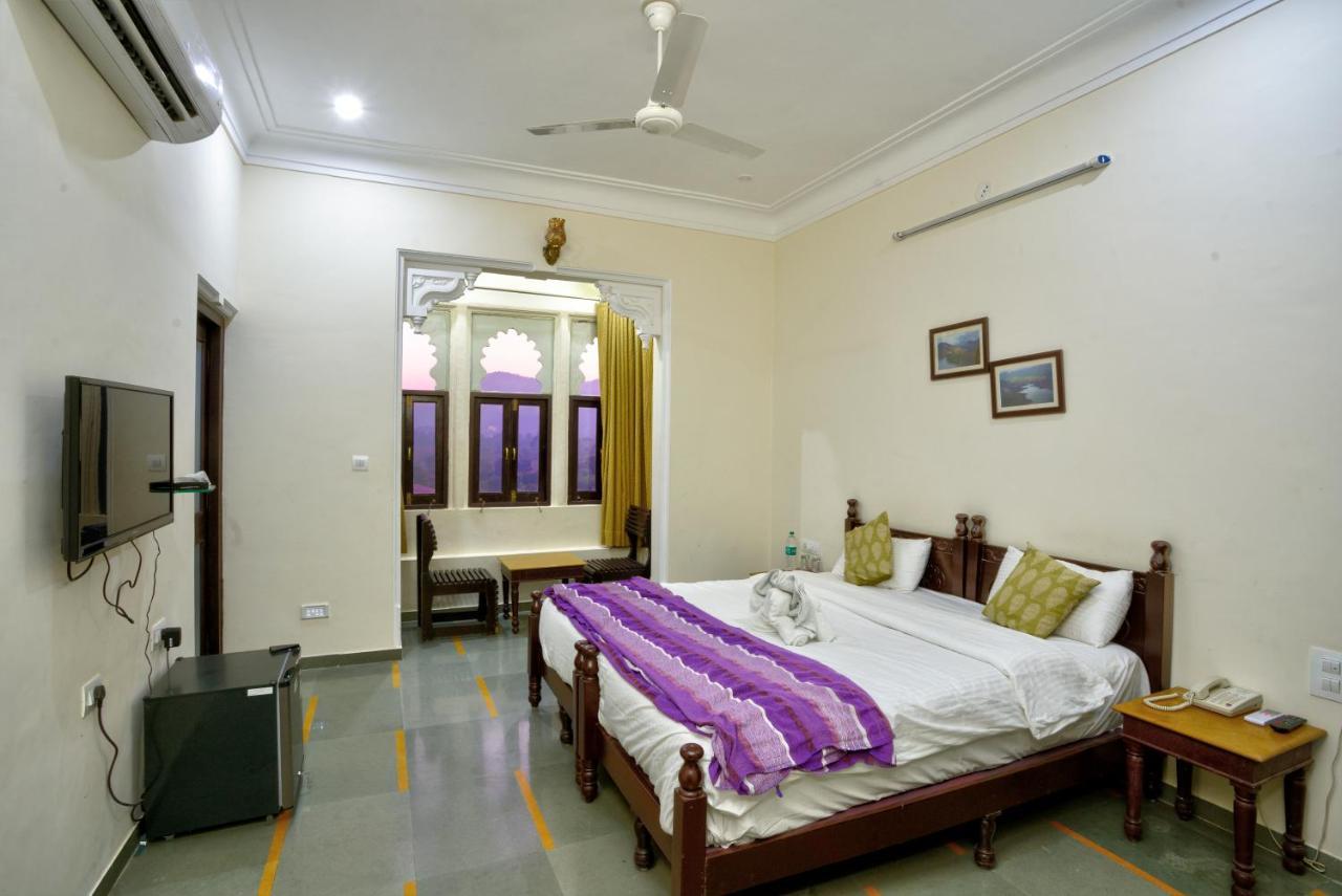 Sai Palace Hotel Udaipur Esterno foto